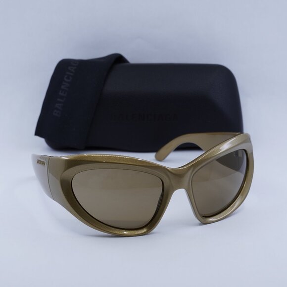 Balenciaga BB0228S 004 Geometric Sunglasses - Gold / Gold Mirror main image 8